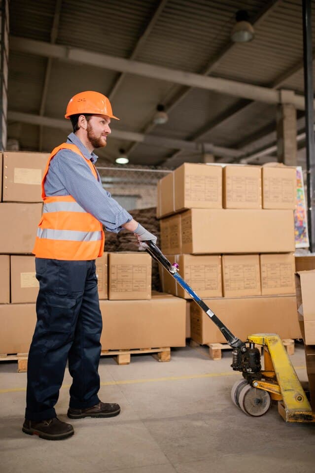 CargoLinkExpress Warehouse Img